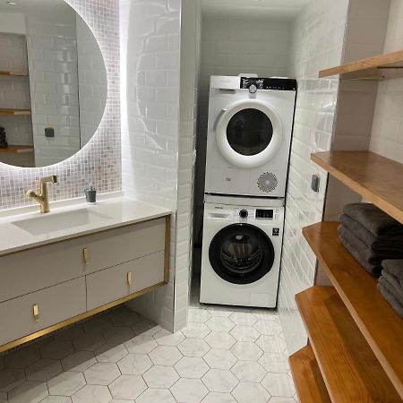 Suite Deluxe Au Carre Cathedrale En Hypercentre Saint Denis 外观 照片