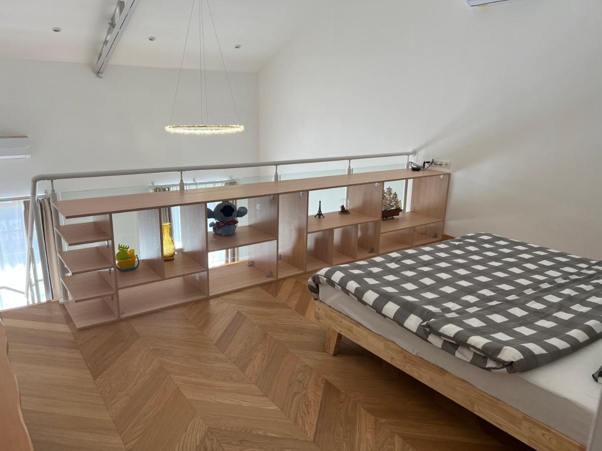 Suite Deluxe Au Carre Cathedrale En Hypercentre Saint Denis 外观 照片